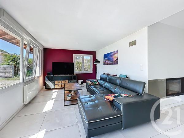 Maison à vendre  3 pièces - 122,48 m 2   GUJAN MESTRAS  - 33