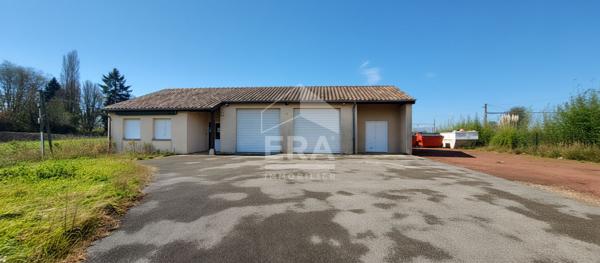 Local commercial Senozan 220 m2 (bureaux, garages, stockages...)