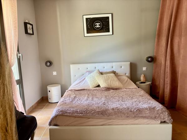 Saumane-de-Vaucluse (84800) A VENDRE APPARTEMENT T2