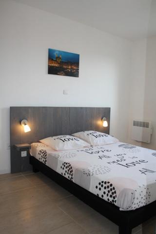 Maison de plain-pied de 144 m2 au total, jardin, terrasses et sans vis-à-vis à FOLELLI, Haute Corse (20)