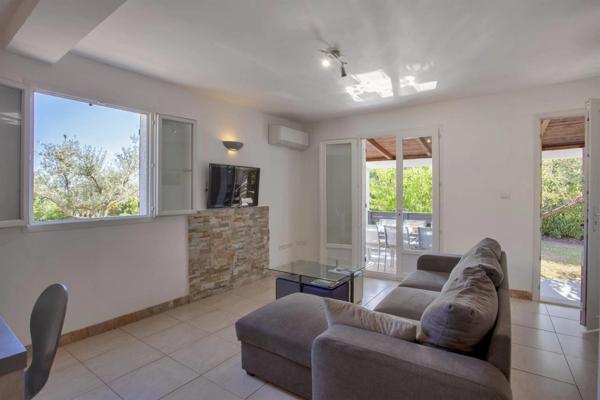 Maison de plain-pied de 144 m2 au total, jardin, terrasses et sans vis-à-vis à FOLELLI, Haute Corse (20)