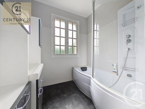 Maison à vendre  5 pièces - 124 m 2   AIXE SUR VIENNE  - 87