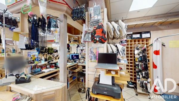 Habillement, Textile​ à vendre 110 m² Cauterets