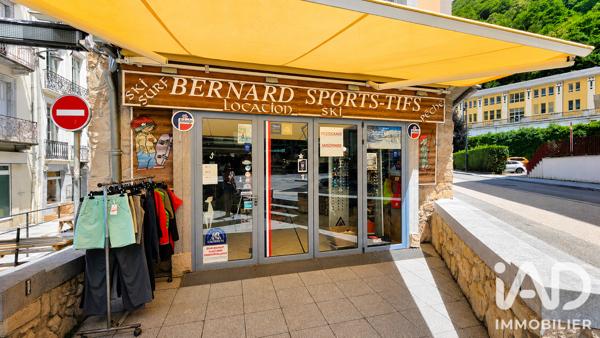 Habillement, Textile​ à vendre 110 m² Cauterets