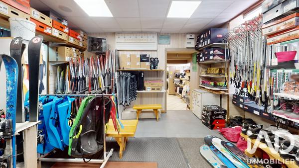 Habillement, Textile​ à vendre 110 m² Cauterets