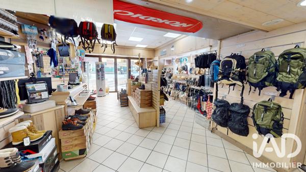 Habillement, Textile​ à vendre 110 m² Cauterets
