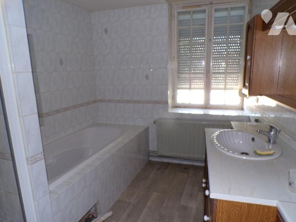 Maison de village de type 4