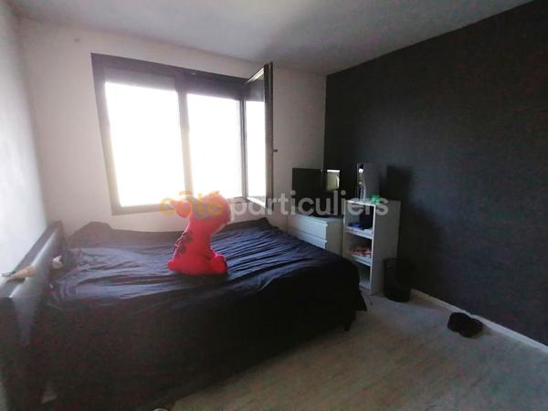 Vente
                Maison100 m² - 6 Pièces -
                    MONTCEAU LES MINES (71300)