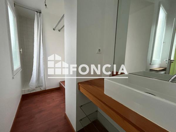 Location Appartement 3 pièces 81.16 m² - 5 RUE DES FLAGEOLLES Poitiers 86000