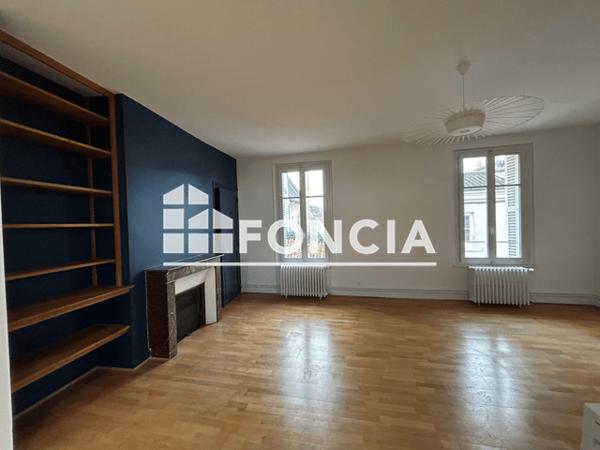 Location Appartement 3 pièces 81.16 m² - 5 RUE DES FLAGEOLLES Poitiers 86000