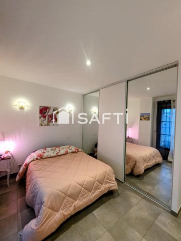 Nouveauté, Centre historique de Fréjus, appartement au rez-de-jardin d'une maison