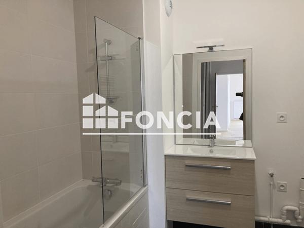 Location Appartement 4 pièces 84.98 m² - 18 BOULEVARD JEAN MOULIN Angers 49100