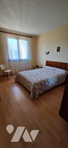 VIC-FEZENSAC, villa centre ville de 200m² + 160m² sous-sol sur terrain de 1923m²