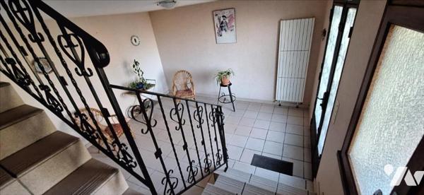 VIC-FEZENSAC, villa centre ville de 200m² + 160m² sous-sol sur terrain de 1923m²