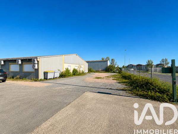 Murs commerciaux  à vendre 483 m² Rochefort