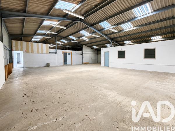 Murs commerciaux  à vendre 483 m² Rochefort