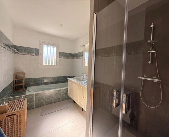 Maison 6 pièces 140 m² avec piscine