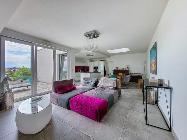 ENTZHEIM - GRAND 4P DERNIER ETAGE