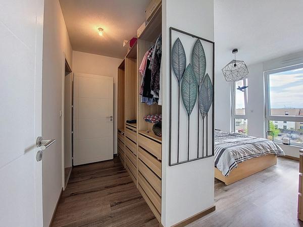 ENTZHEIM - GRAND 4P DERNIER ETAGE