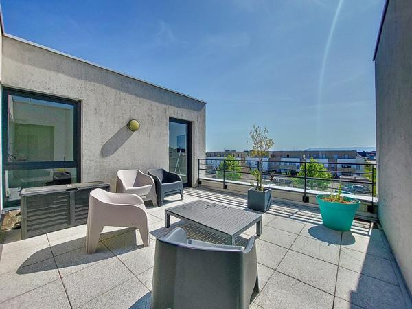 ENTZHEIM - GRAND 4P DERNIER ETAGE