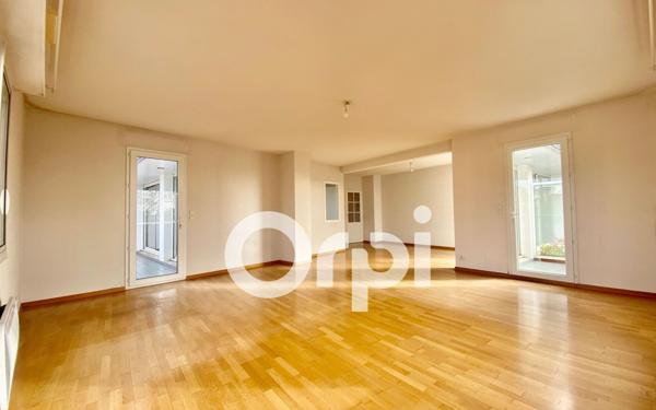 Appartement à vendre    3 pièces • 102,64 m2 Vannes