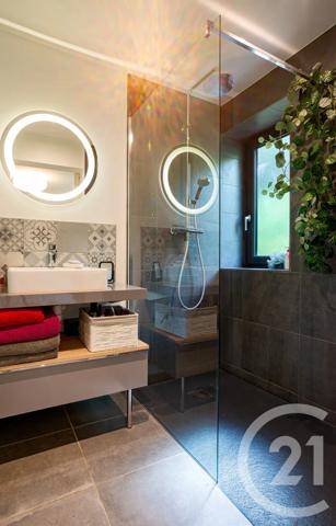 Maison à vendre  6 pièces - 201,01 m 2   GAP  - 05