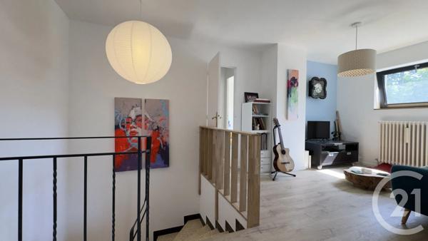Maison à vendre  6 pièces - 201,01 m 2   GAP  - 05