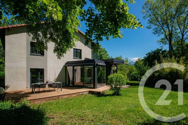 Maison à vendre  6 pièces - 201,01 m 2   GAP  - 05
