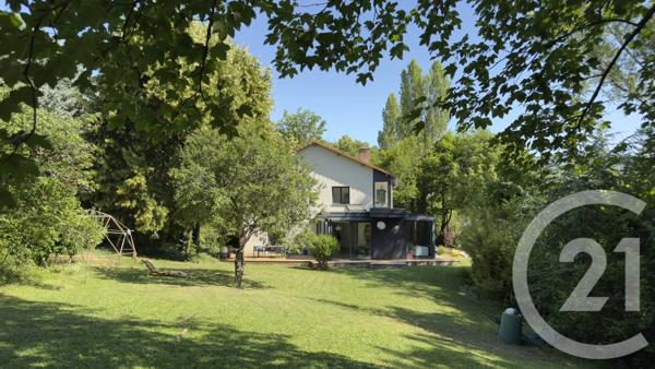 Maison à vendre  6 pièces - 201,01 m 2   GAP  - 05