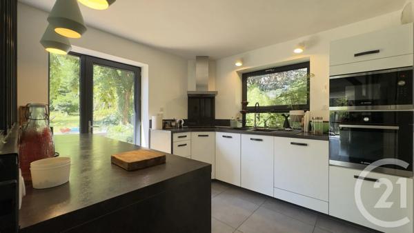 Maison à vendre  6 pièces - 201,01 m 2   GAP  - 05