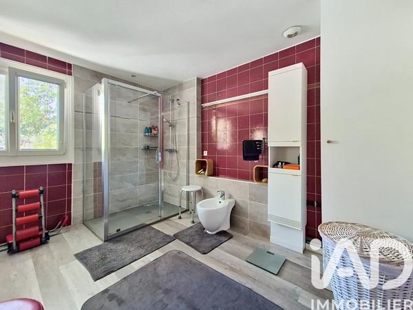 Maison à vendre 5 pièces 186 m² Fréjus