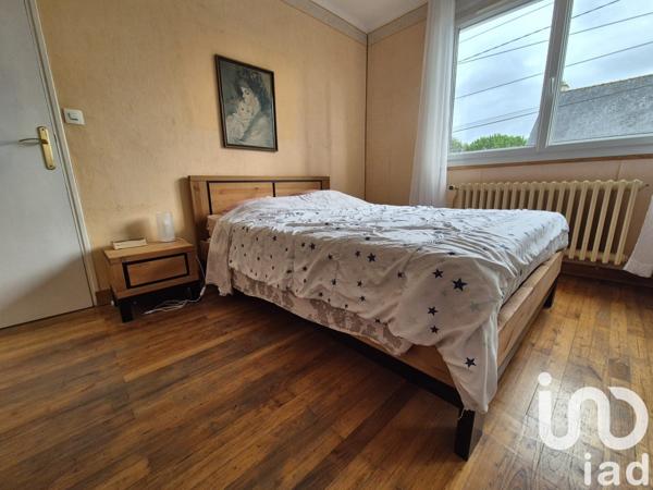 Maison traditionnelle 6 pièces de 132 m² à Le Pellerin (44640)