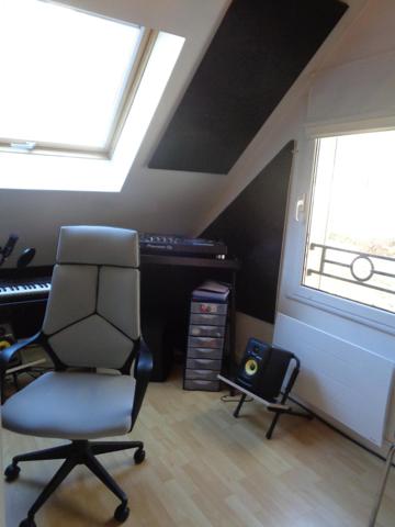 Propriété d'Exception située au Centre-Ville de Montmorency au Calme Absolu