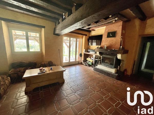 Maison de campagne 6 pièces de 183 m² à Thorigny-sur-Oreuse (89260)
