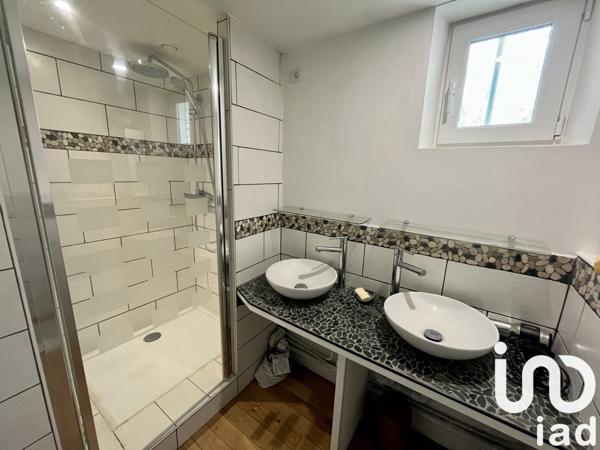 Maison de campagne 6 pièces de 183 m² à Thorigny-sur-Oreuse (89260)