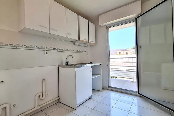 Appartement Nantes 2 pièces 51.62 m2 résidence de standing 3e étage avec ascenseur