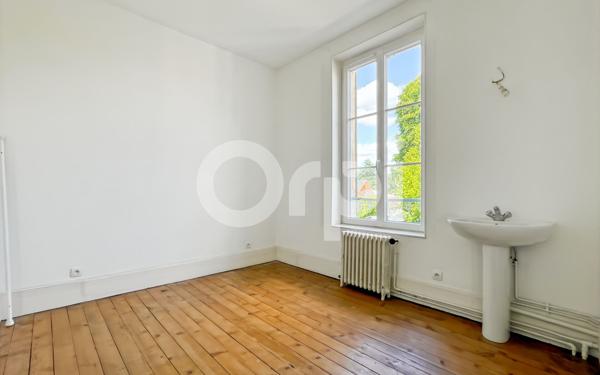 Maison à vendre    8 pièces •  Pacy-sur-Eure