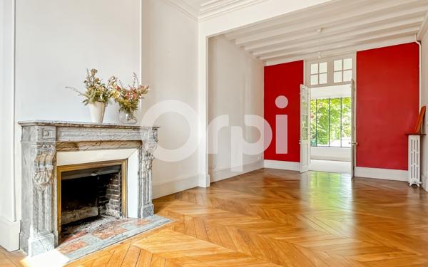 Maison à vendre    8 pièces •  Pacy-sur-Eure