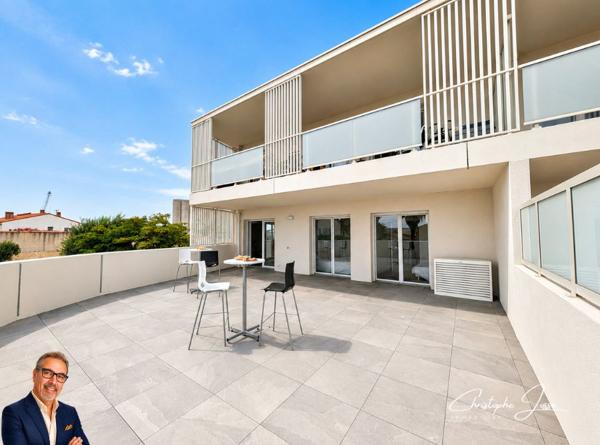 Appartement  3 pièces climatisé avec grande terrasse et garage