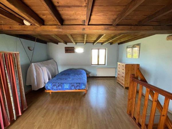 CORPS DE FERME avec dépendances