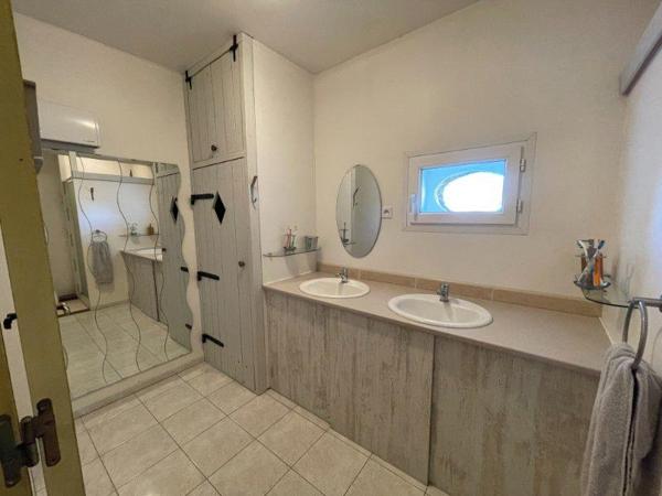 CORPS DE FERME avec dépendances