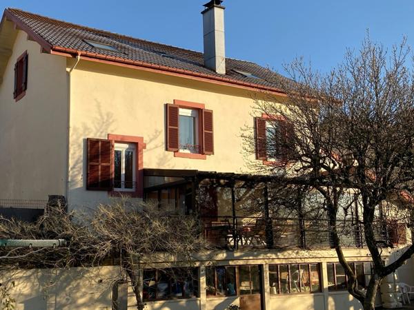 MAISON 6 CHAMBRES A GOLBEY AUTO-CONSOMMATION