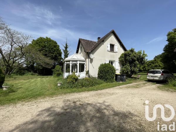 Maison 5 pièces de 112 m² à Méreau (18120)