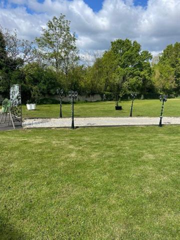 Vente murs / Local Industriel / Bâtiment à Breuillet (91650)
