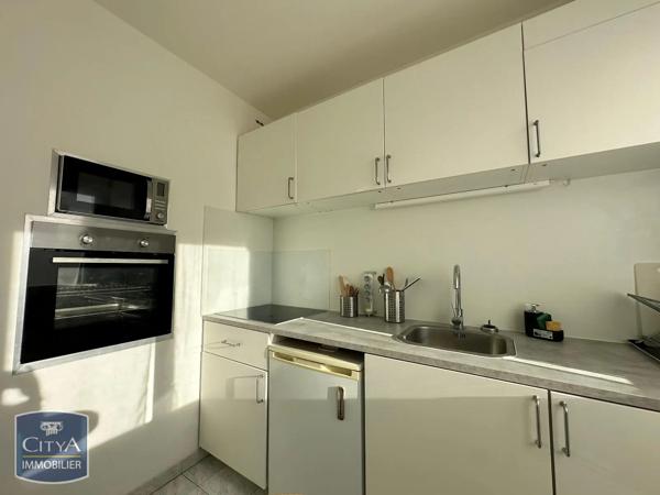 Appartement à louer 1 pièce 32.83m² Joué-lès-Tours (37300)