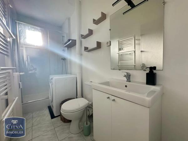 Appartement à louer 1 pièce 32.83m² Joué-lès-Tours (37300)
