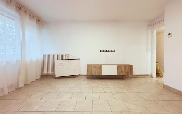 Appartement à vendre    2 pièces • 56 m2 Metz