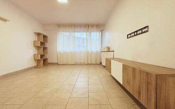 Appartement à vendre    2 pièces • 56 m2 Metz