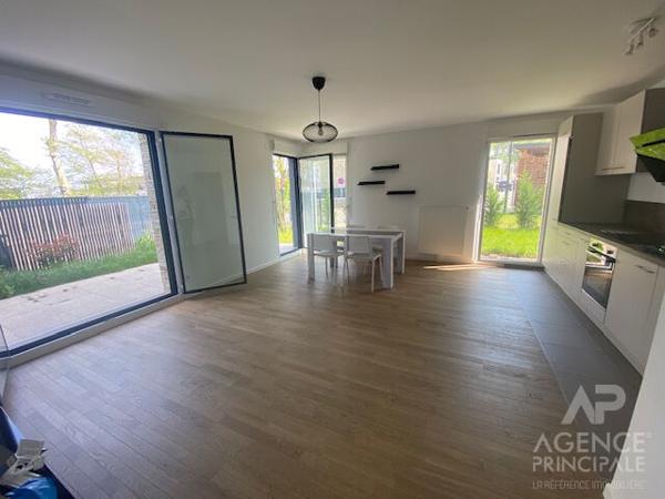 Appartement Louveciennes 4 pièce(s) 83.18 m2 Loyer 1 850 €/mois charges comprises **  - Référence  19278