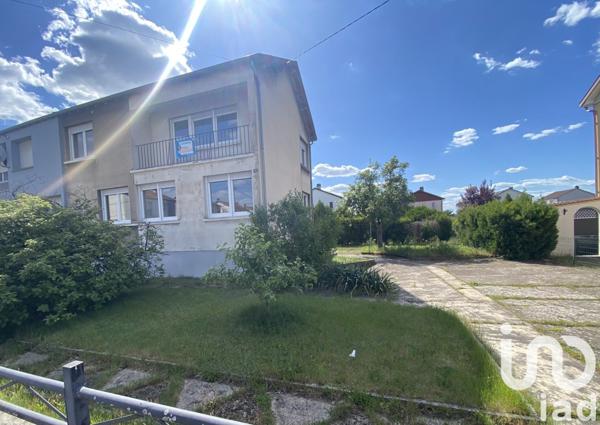 Maison 6 pièces de 101 m² à Creutzwald (57150)